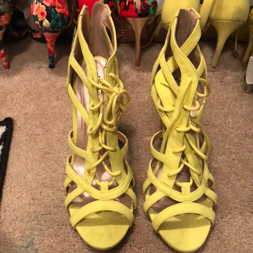 Ladies heels